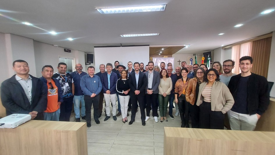 Representantes dos municípios do litoral participaram de capacitação